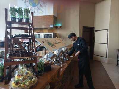 ‪liwan Restaurant‬