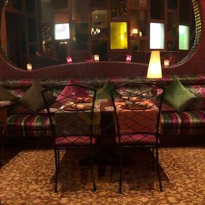 ‪nina - One&only Royal Mirage‬