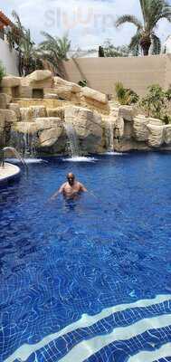 ‪barefoot Lounge‬