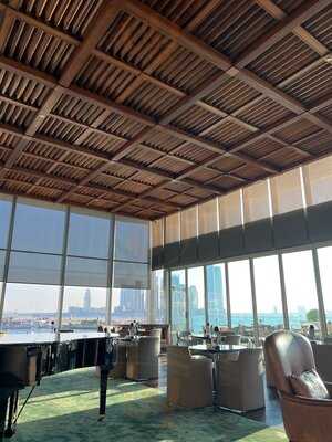 ‪vista Restaurant & Terrace‬