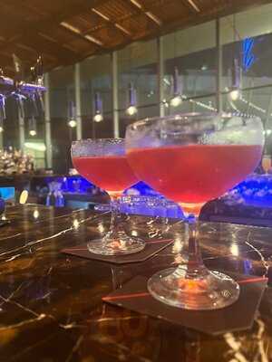 ‪vista Restaurant & Terrace‬