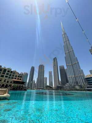 ‪aqua Poolside Grill And Bar, Jw Marriott Marquis‬