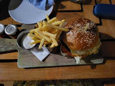 ‪the Beach House‬