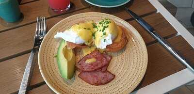 ‪trattoria By Cinque‬