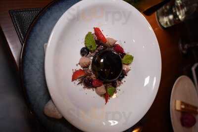 ‪porterhouse Steaks & Grills‬