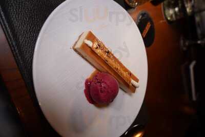 ‪porterhouse Steaks & Grills‬