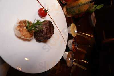 ‪porterhouse Steaks & Grills‬