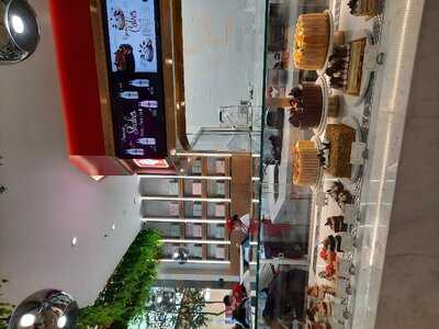 ‪cold Stone Creamery Atlantis‬