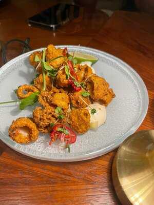 ‪flamingo Room By Tashas‬