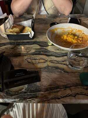 ثيرد افينيو بوتيك