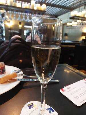 ‪ahlan Lounge @ Gate B26‬