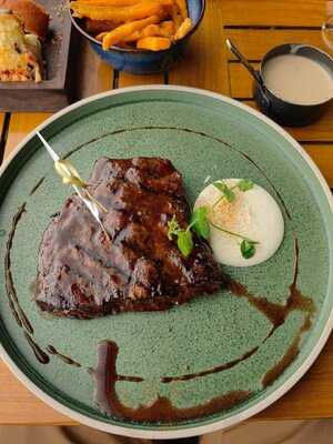 ‪tribes Carnivore‬