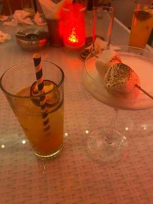 ‪pure Sky Lounge & Dining‬