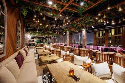 ‪eve Penthouse & Lounge‬