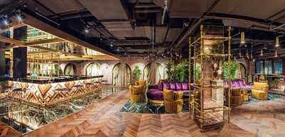 ‪eve Penthouse & Lounge‬