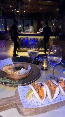 ‪eve Penthouse & Lounge‬