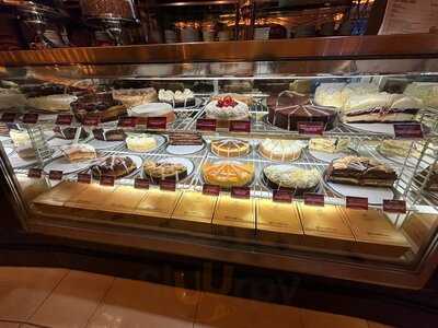 ‪the Cheesecake Factory‬