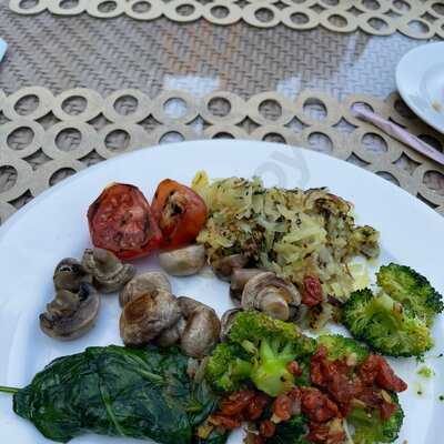 ‪caravan At The Ritz-carlton, Dubai‬