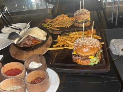 ‪berkan Steakhouse‬