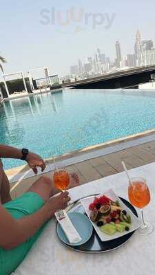 ‪lookup Rooftop Bar‬