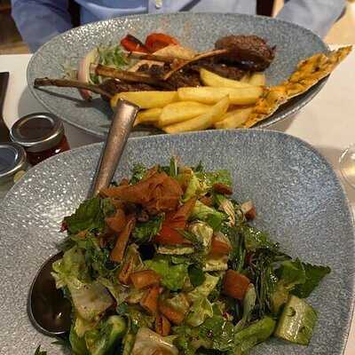 ‪al Nafoorah - Jumeirah Zabeel Saray‬