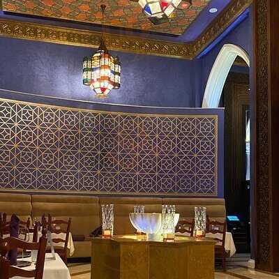 ‪al Nafoorah - Jumeirah Zabeel Saray‬