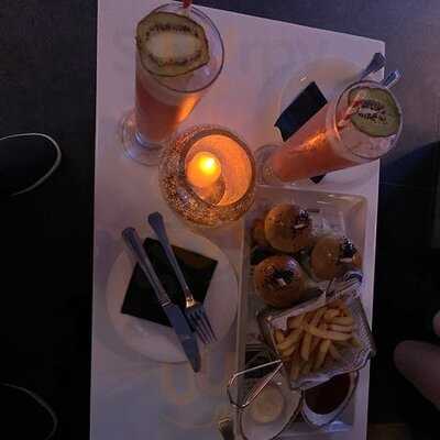 ‪skyland Bar & Lounge‬