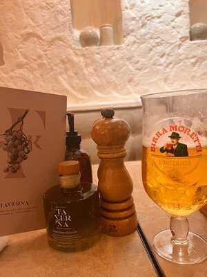 ‪taverna Greek Kitchen‬