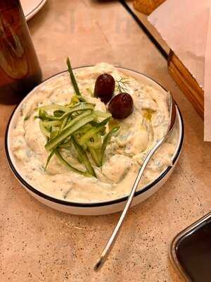 ‪taverna Greek Kitchen‬