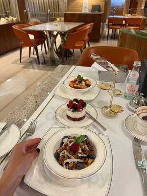 ‪aspen By Kempinski‬