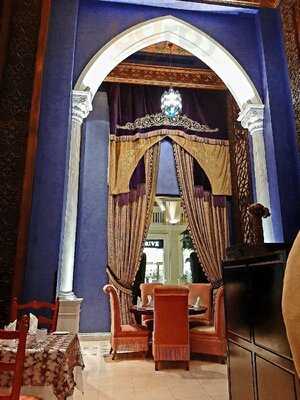 ‪al Nafoorah - Jumeirah Zabeel Saray‬