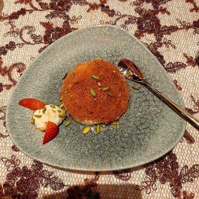 ‪al Nafoorah - Jumeirah Zabeel Saray‬