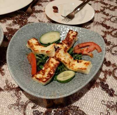 ‪al Nafoorah - Jumeirah Zabeel Saray‬