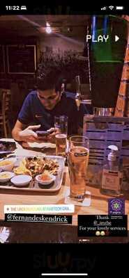 ‪the Underground Pub‬