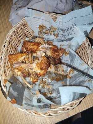 ‪the Underground Pub‬