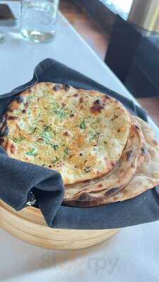 ‪signature By Sanjeev Kapoor‬