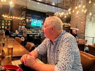 ‪jb's Gastropub‬