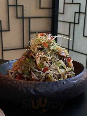 ‪zhen Wei Dim Sum & Pan Asian Cuisine‬