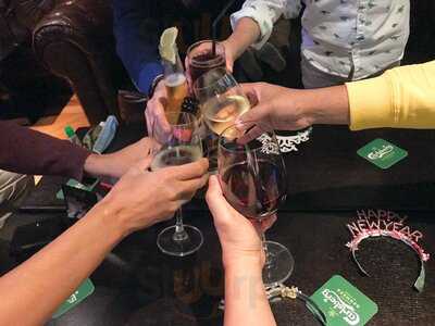 ‪the Rose And Crown Dubai‬