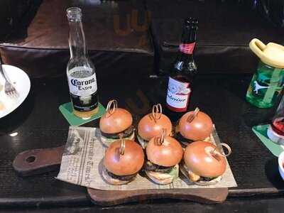 ‪the Rose And Crown Dubai‬