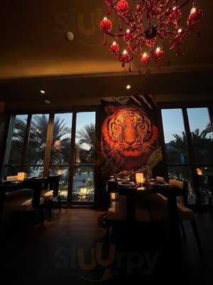 ‪ba - Boldly Asian‬