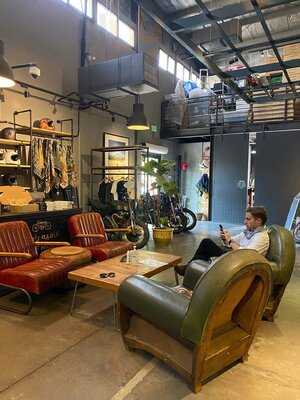 ‪cafe Rider Custom‬