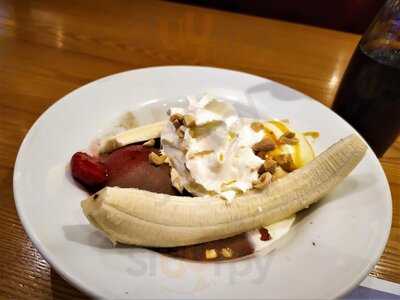 ‪denny's Al Ghurair Centre‬