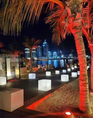 ‪the Jetty Lounge‬