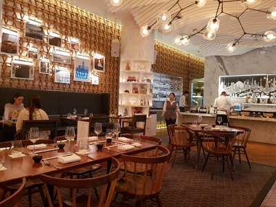 ‪intersect By Lexus - Dubai‬