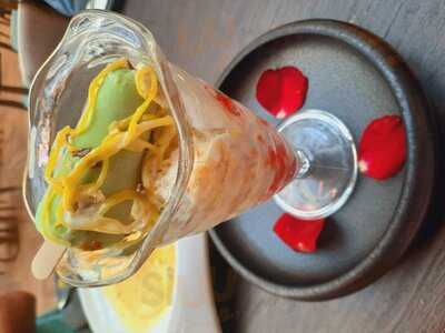 ‪farzi Cafe Dubai‬