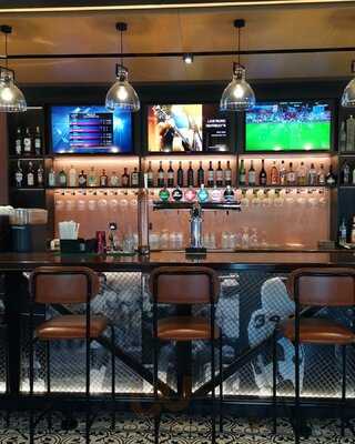 ‪icon Bar & Lounge‬