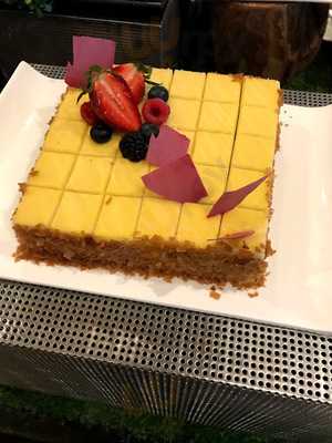 ‪creekside Japanese Restaurant‬