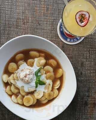 ‪loca Restaurant & Bar‬