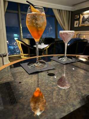 ‪weslodge Saloon‬